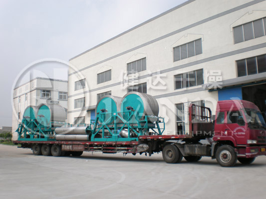 TG系列滚筒刮板干燥机